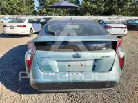 2016 Toyota PRIUS фото
