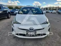 2016 Toyota PRIUS photo