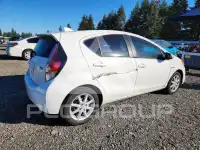 2016 Toyota PRIUS фото