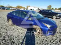 2016 Toyota PRIUS фото