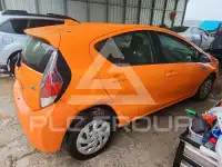 2016 Toyota PRIUS фото
