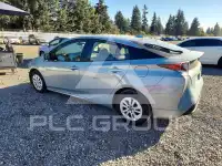 2016 Toyota PRIUS фото
