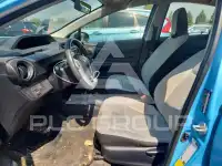 2016 Toyota PRIUS photo