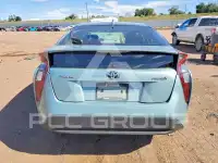 2016 Toyota PRIUS фото