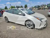 2016 Toyota PRIUS фото