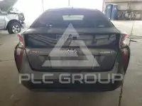 2016 Toyota PRIUS фото