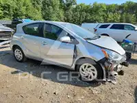 2016 Toyota PRIUS фото
