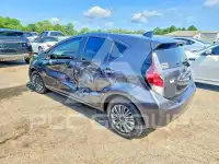 2016 Toyota PRIUS photo