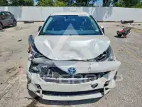 2016 Toyota PRIUS фото