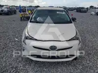 2016 Toyota PRIUS photo