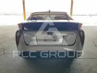 2016 Toyota PRIUS photo