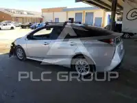 2016 Toyota PRIUS photo