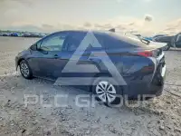 2016 Toyota PRIUS photo