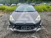 2016 Toyota PRIUS фото