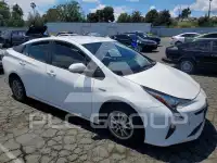 2016 Toyota PRIUS фото