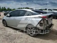 2016 Toyota PRIUS фото