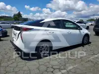 2016 Toyota PRIUS фото