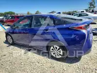 2016 Toyota PRIUS фото