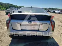2016 Toyota PRIUS фото