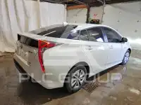 2016 Toyota PRIUS фото