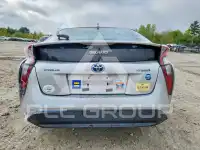 2016 Toyota PRIUS photo