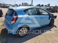 2016 Toyota PRIUS фото