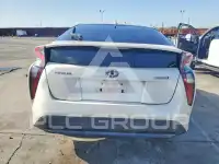 2016 Toyota PRIUS фото