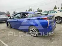 2016 Toyota PRIUS фото