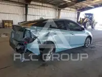 2016 Toyota PRIUS photo