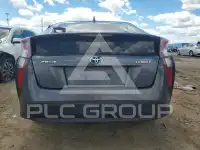 2016 Toyota PRIUS фото