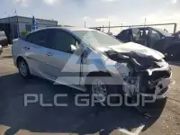 2016 Toyota PRIUS фото