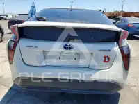 2016 Toyota PRIUS фото