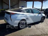 2016 Toyota PRIUS photo