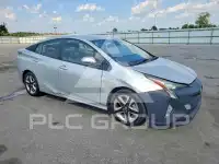 2016 Toyota PRIUS photo