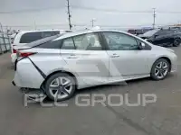 2016 Toyota PRIUS фото