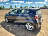 2016 Toyota PRIUS фото