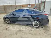 2016 Toyota PRIUS фото