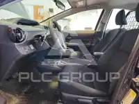 2016 Toyota PRIUS фото