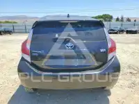 2016 Toyota PRIUS фото