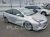 2016 Toyota PRIUS фото