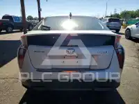 2016 Toyota PRIUS photo