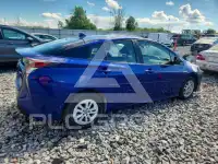 2016 Toyota PRIUS photo