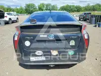2016 Toyota PRIUS photo