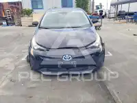 2016 Toyota PRIUS фото
