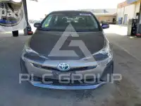 2016 Toyota PRIUS фото