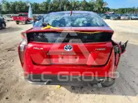 2016 Toyota PRIUS фото
