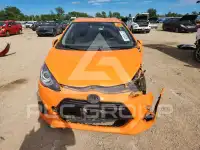 2016 Toyota PRIUS фото