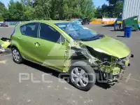 2016 Toyota PRIUS фото