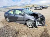 2016 Toyota PRIUS фото