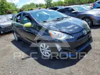 2016 Toyota PRIUS фото